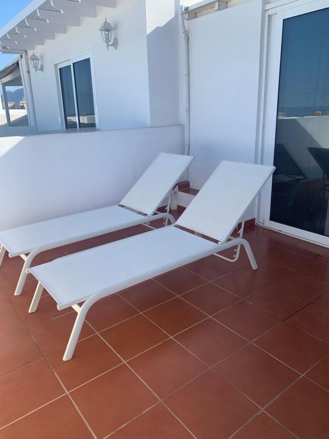 La Charquita Apartment Famara Bagian luar foto