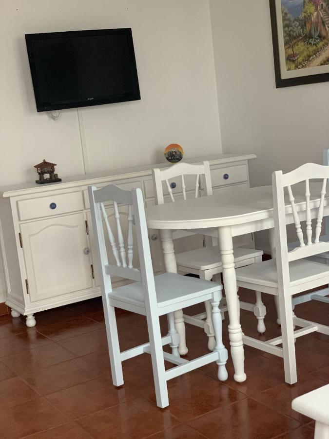 La Charquita Apartment Famara Bagian luar foto